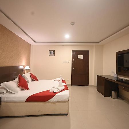 Hotel Bhagavath Gardens Chengannur Экстерьер фото